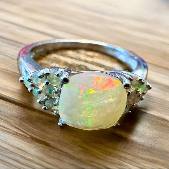 Translucent Pale Yellow Australian Fire Opal Sterling Silver Ring (8.75) - Picture 7 of 14